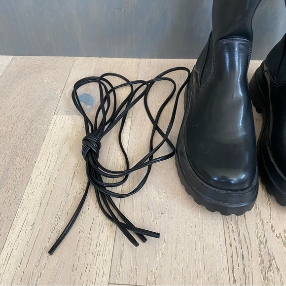 new 🖤 SHEIN Black Lug Sole Chunky PU Leather Boots - Picture 8 of 10